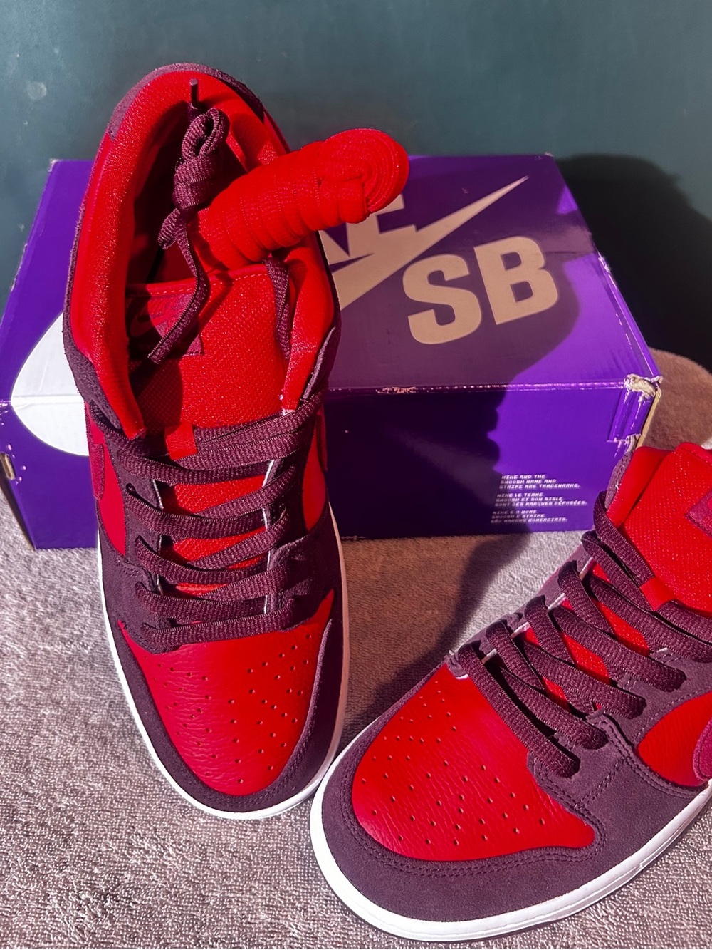 Nike SB Dunk Low Pro "Cherry" – Men's Size 12 - Picture 5 of 5